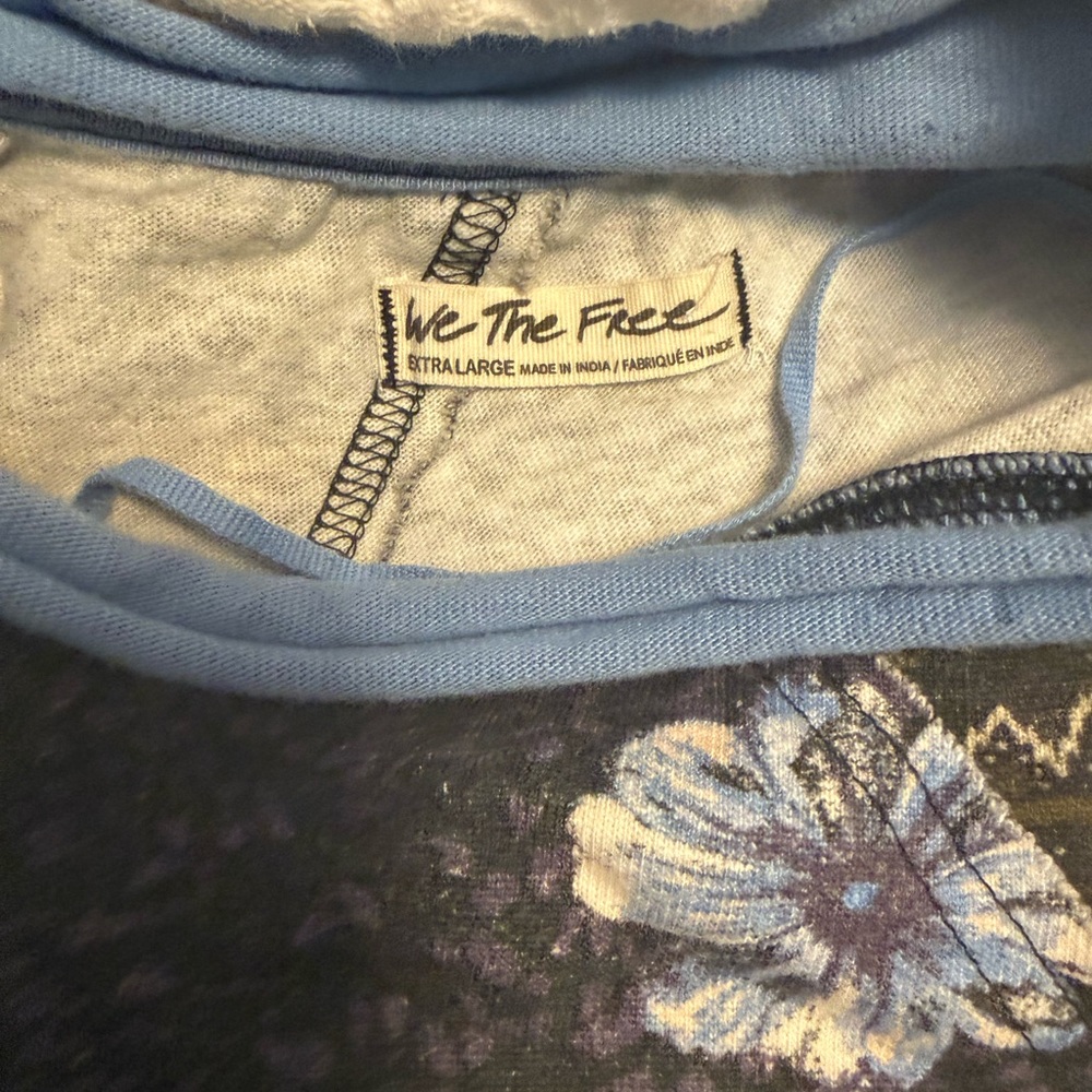 Free People We The Free Weekday Night Tee Patchwork Mixed PrintTop XL - Picture 6 of 12